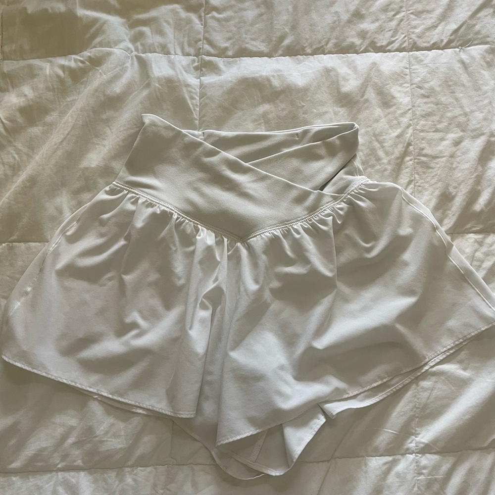 Aerie white shorts! Size xs
